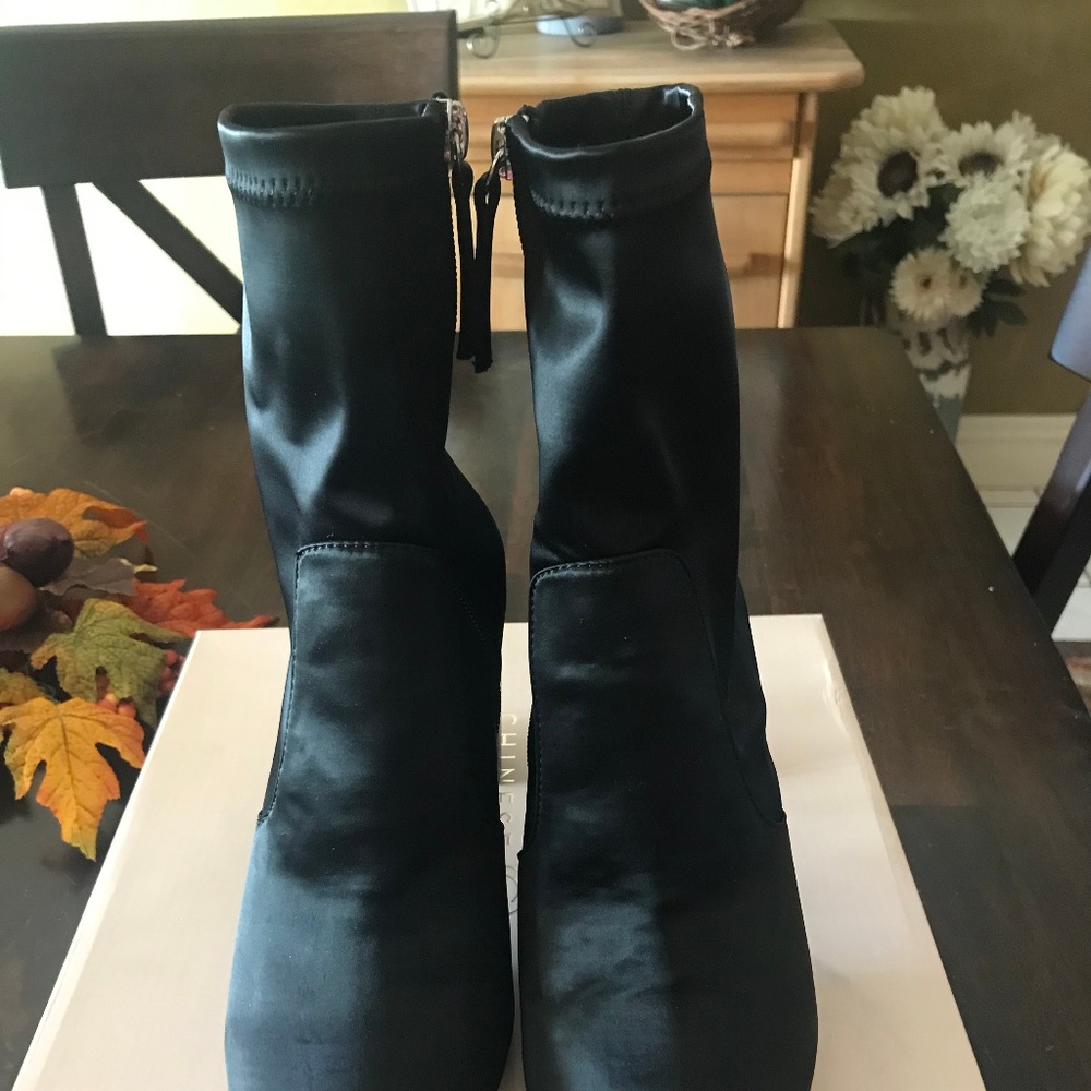 Chinese Laundry  Raine - Picture 4 of 4